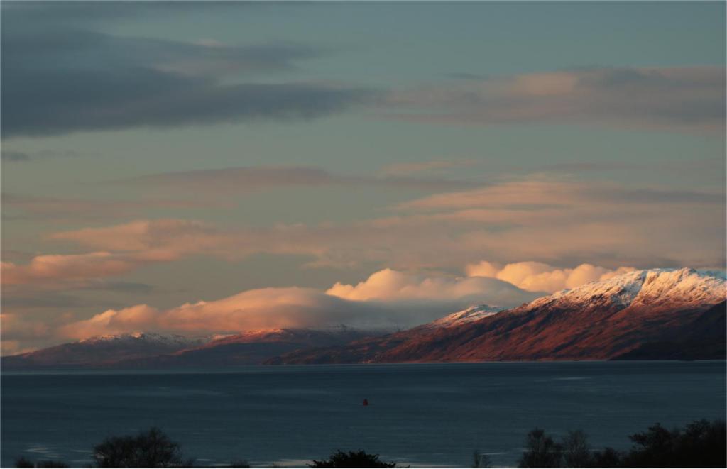 The Scotland Wild Swimming Retreat