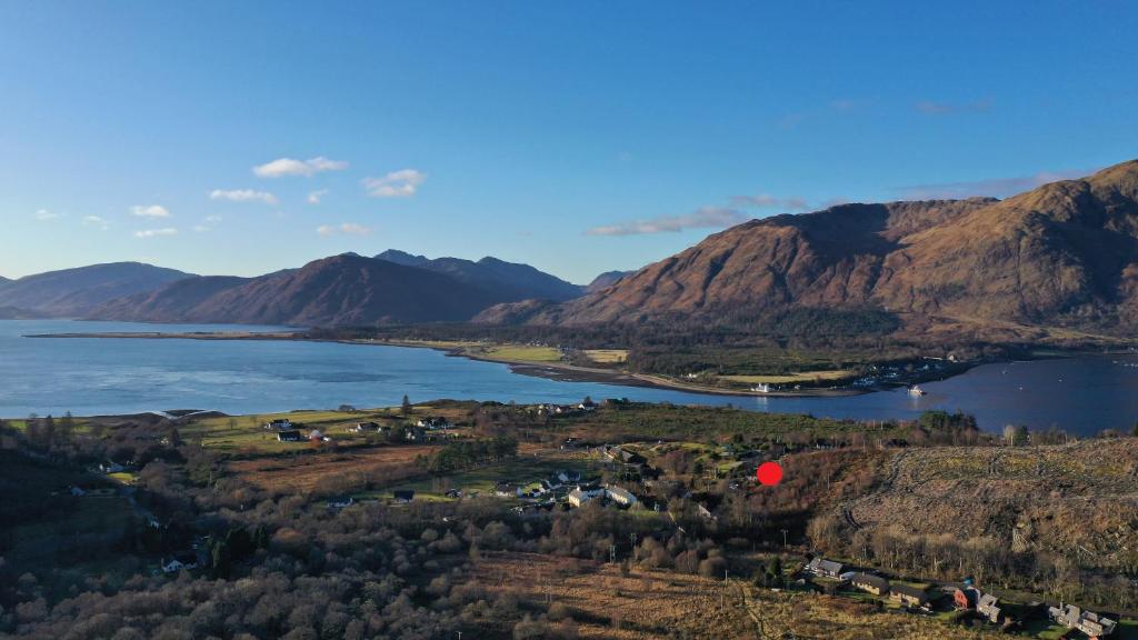 The Scotland Wild Swimming Retreat